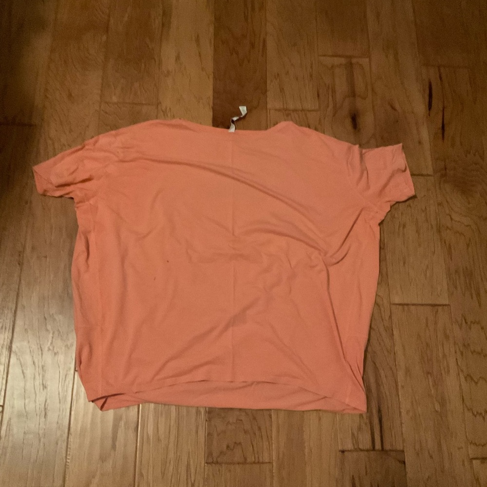 Lulu Lemon Back in Action top